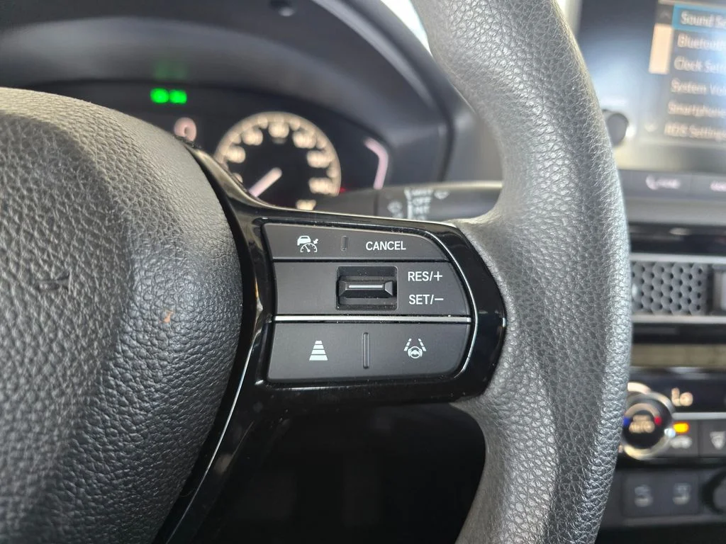 Used 2025  Honda LX image 14