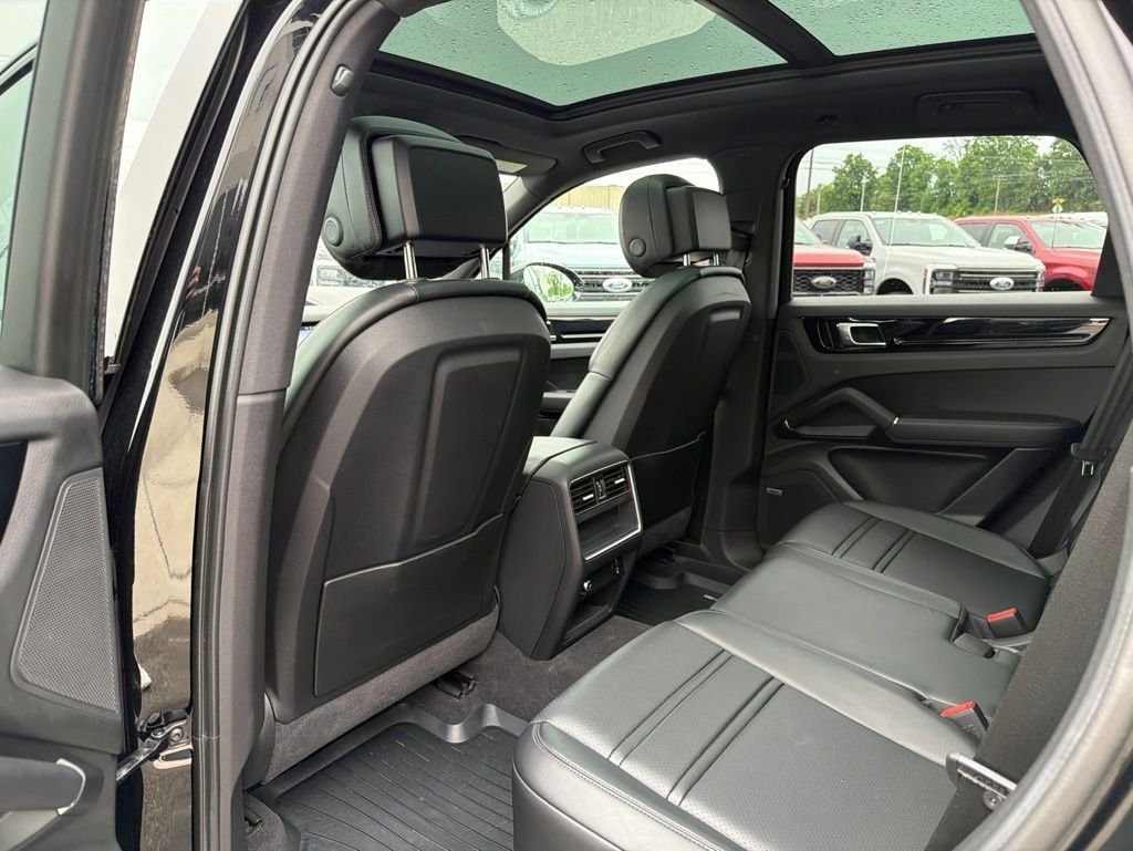 Used 2021 Black Porsche Base image 15