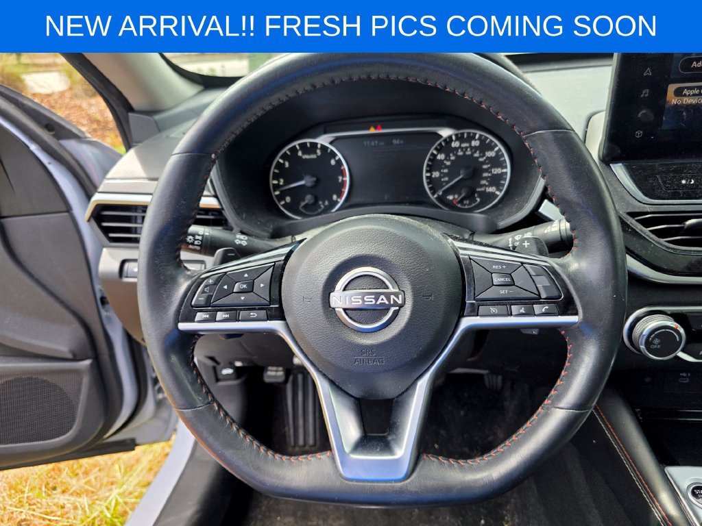 Used 2023 Gray Nissan SR FWD image 11