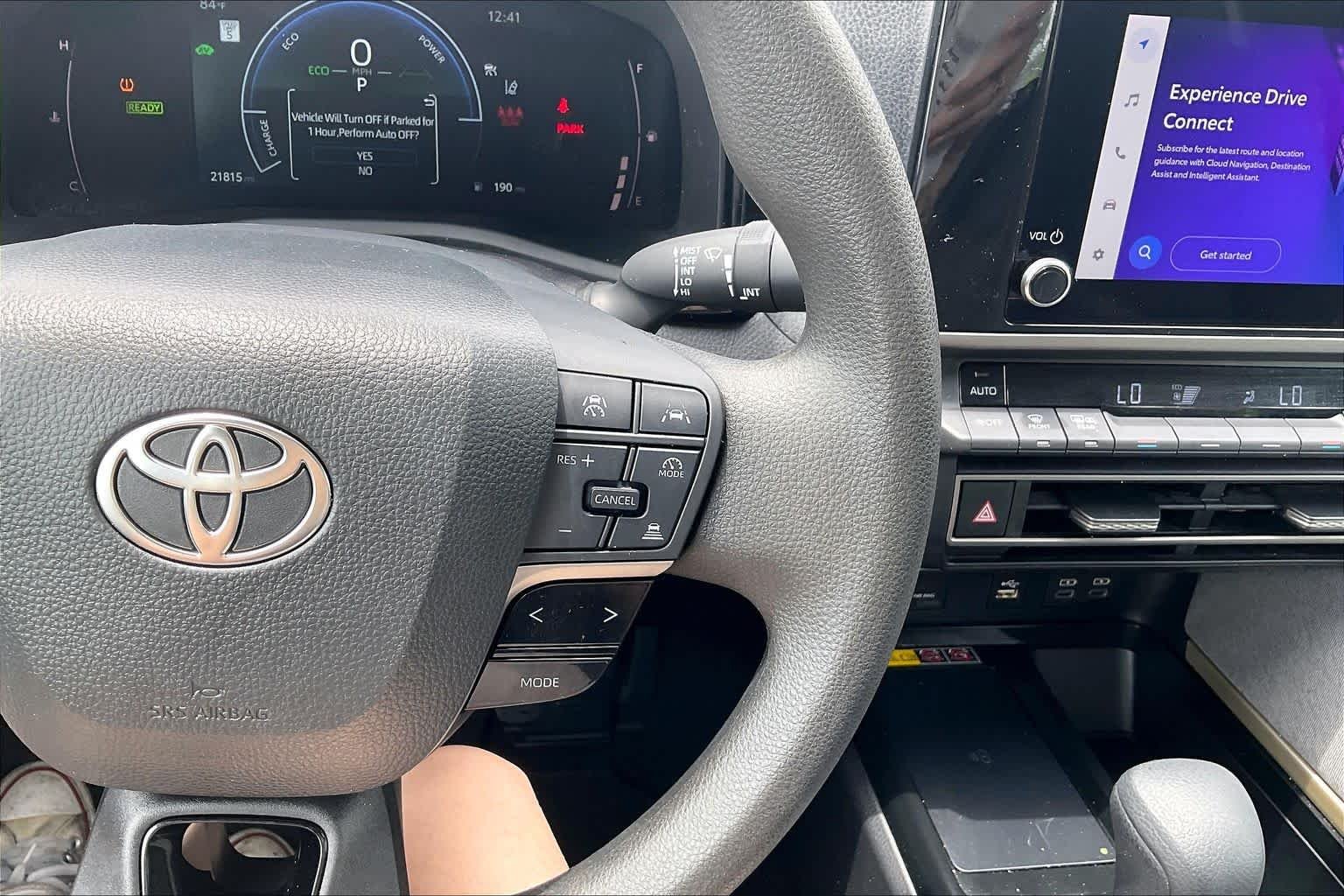 Used 2025 Ice Cap Toyota LE image 23