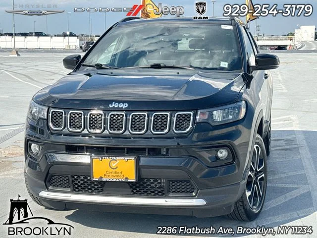 2023 Jeep Compass Limited 4X4's photo