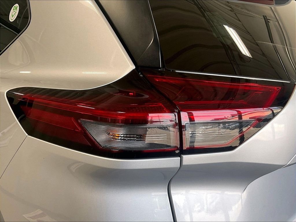 Certified Used 2023 Silver Nissan SV image 34