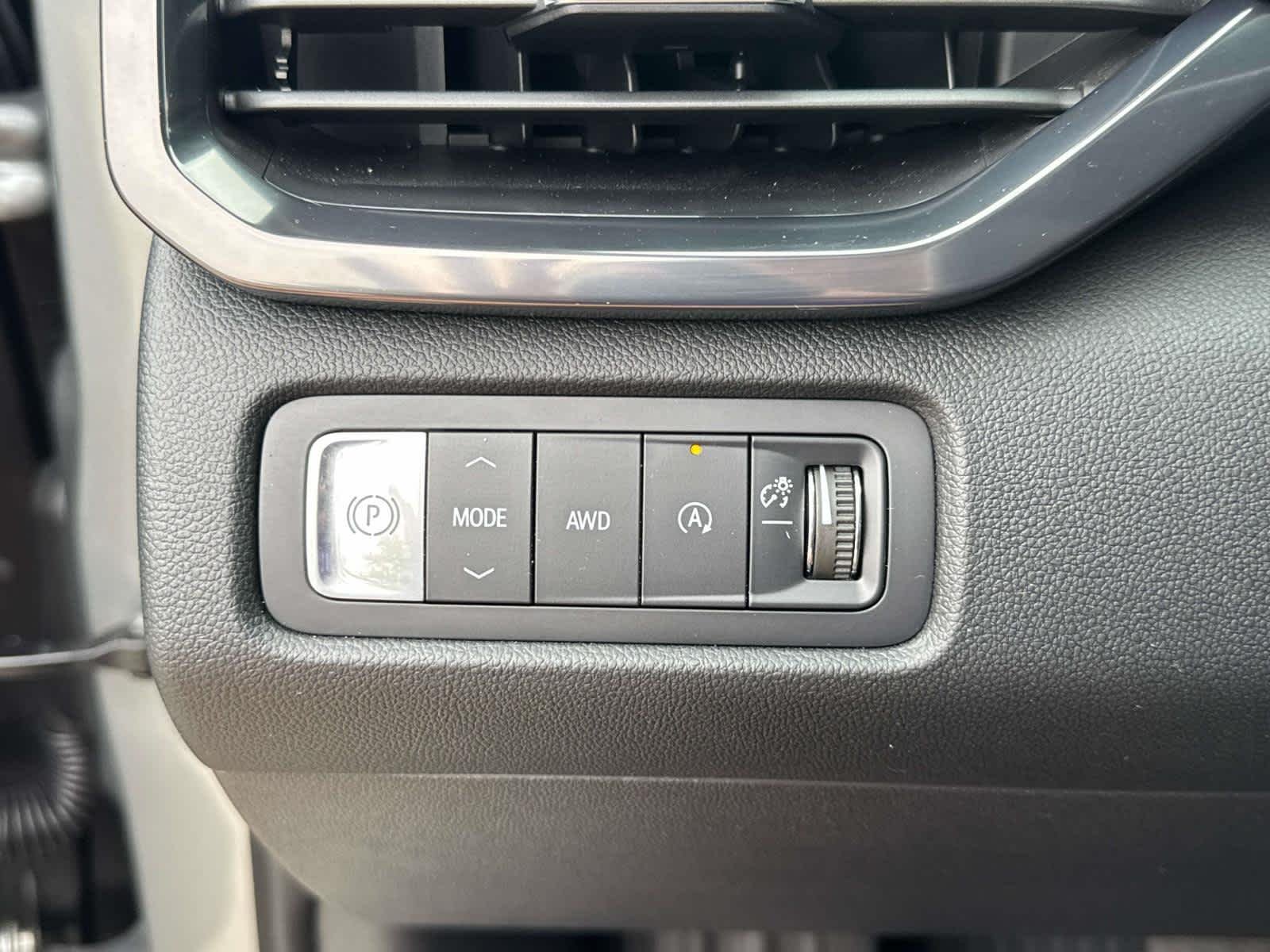 2026 GMC Acadia AT4 - Photo 14