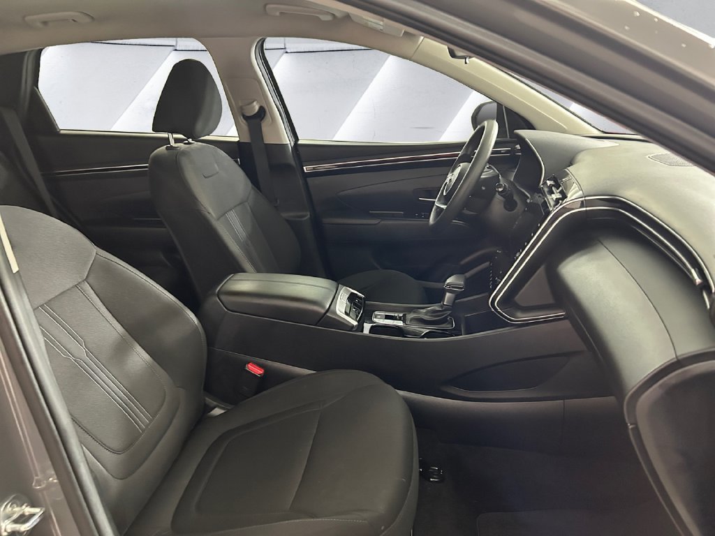 Used 2024 Gray Hyundai SEL image 13