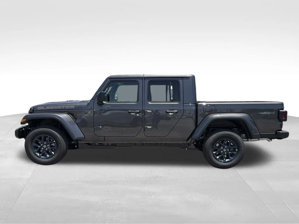 New 2026 Granite Crystal Metallic Clear-Coat Exterior Paint Jeep  image 11