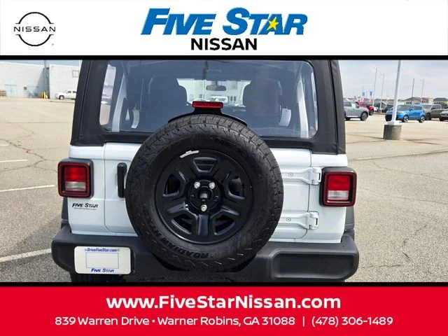 Used 2026 White Jeep Sport image 9