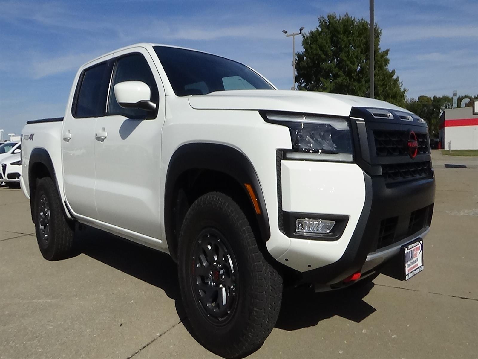 Used 2026 Glacier White (qak) Nissan PRO-4X image 4