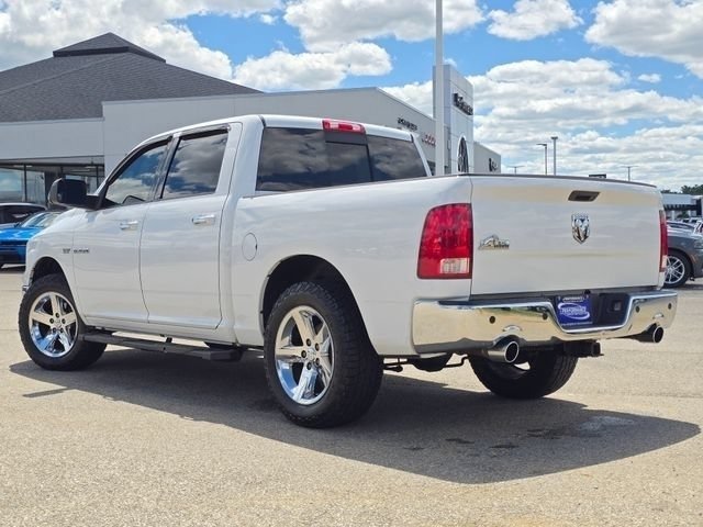 Used 2010 Bright White Clearcoat/Mineral Gray Metallic CC Ram SLT image 32