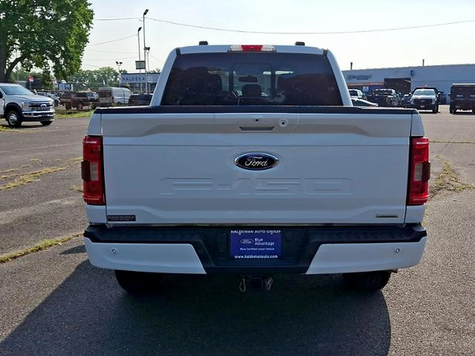 Used 2022 Oxford White Ford XLT image 6