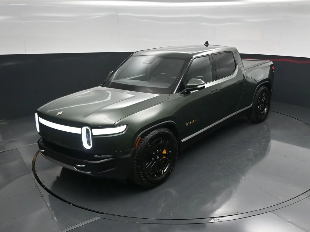 Certified Used 2022 Green Rivian Adventure image 36