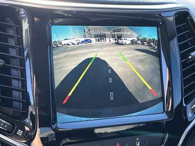 Used 2019 White Jeep Limited image 32
