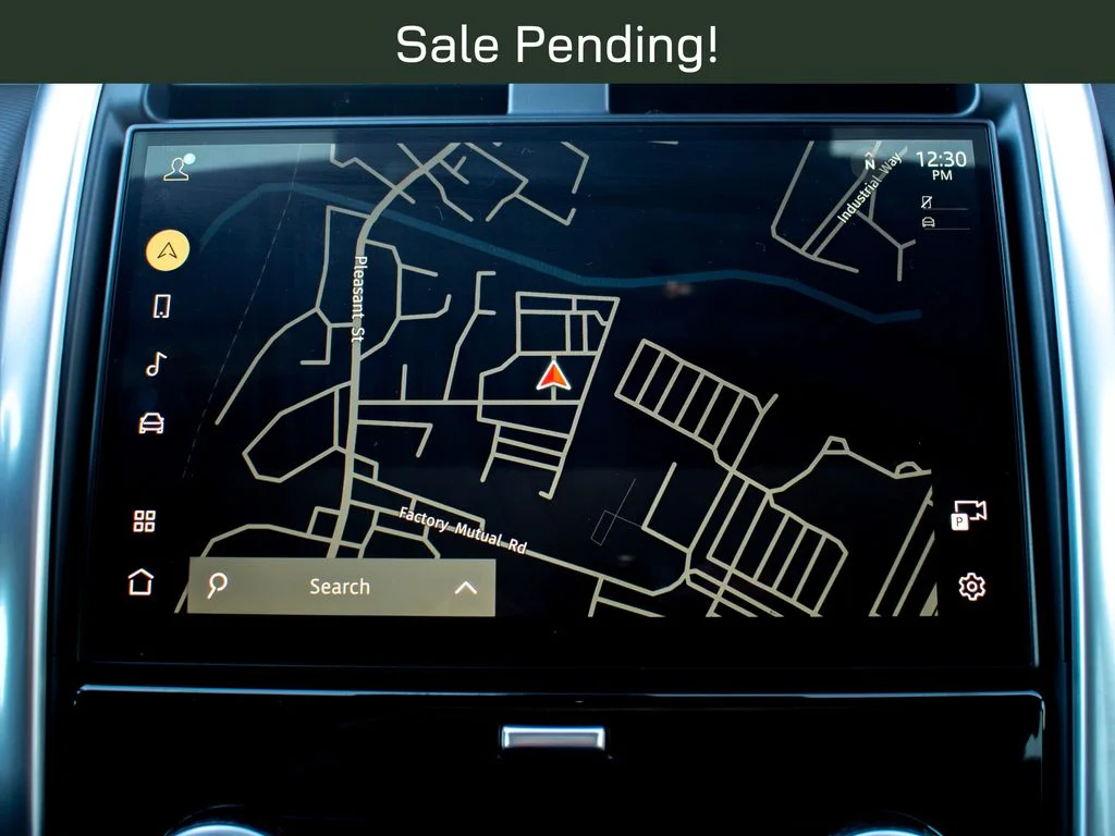 Used 2025 Gray Land Rover Dynamic SE image 28