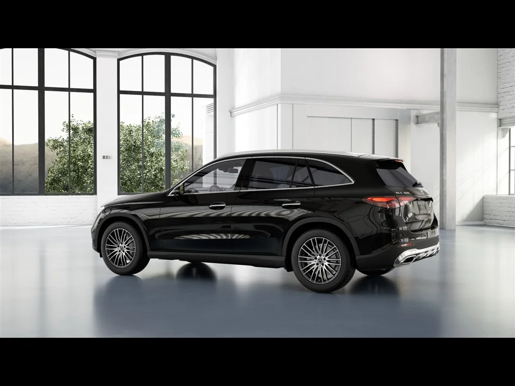 New 2026 Black Mercedes-Benz GLC 300 image 26