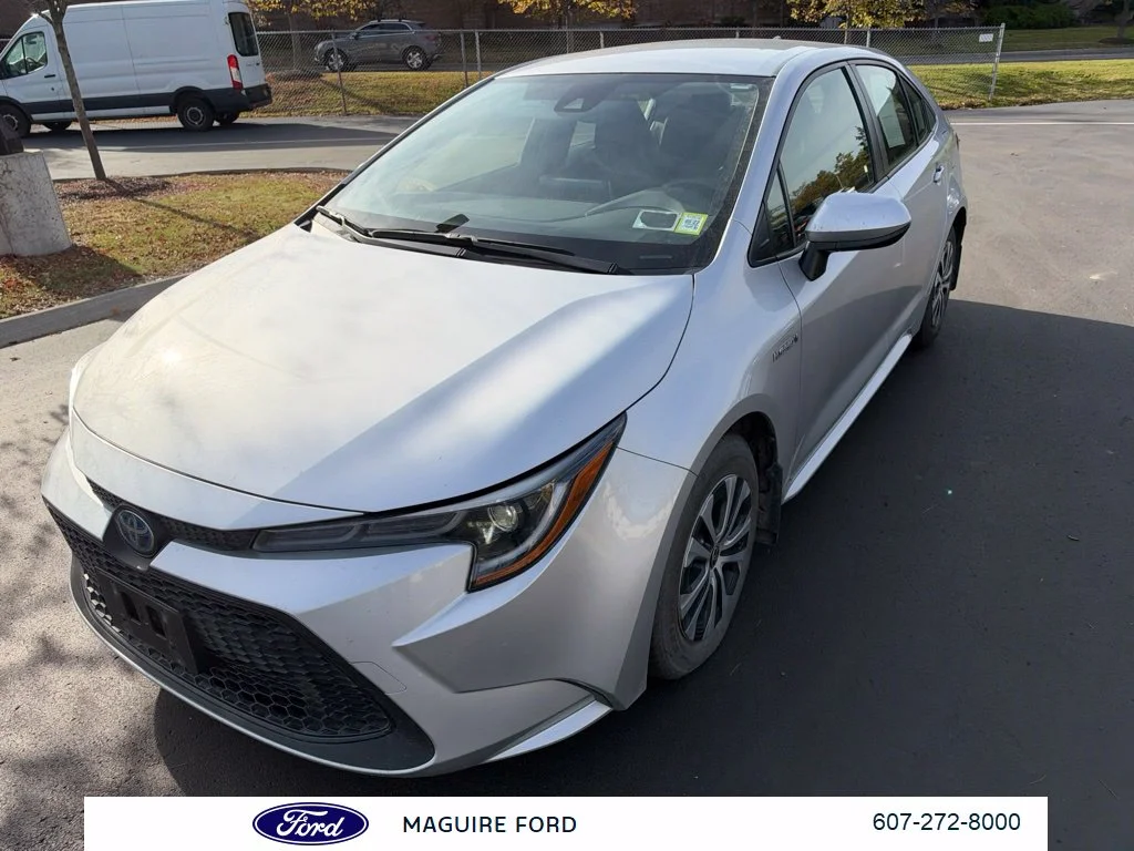 Used 2021 Classic Silver Metallic Toyota LE image 8
