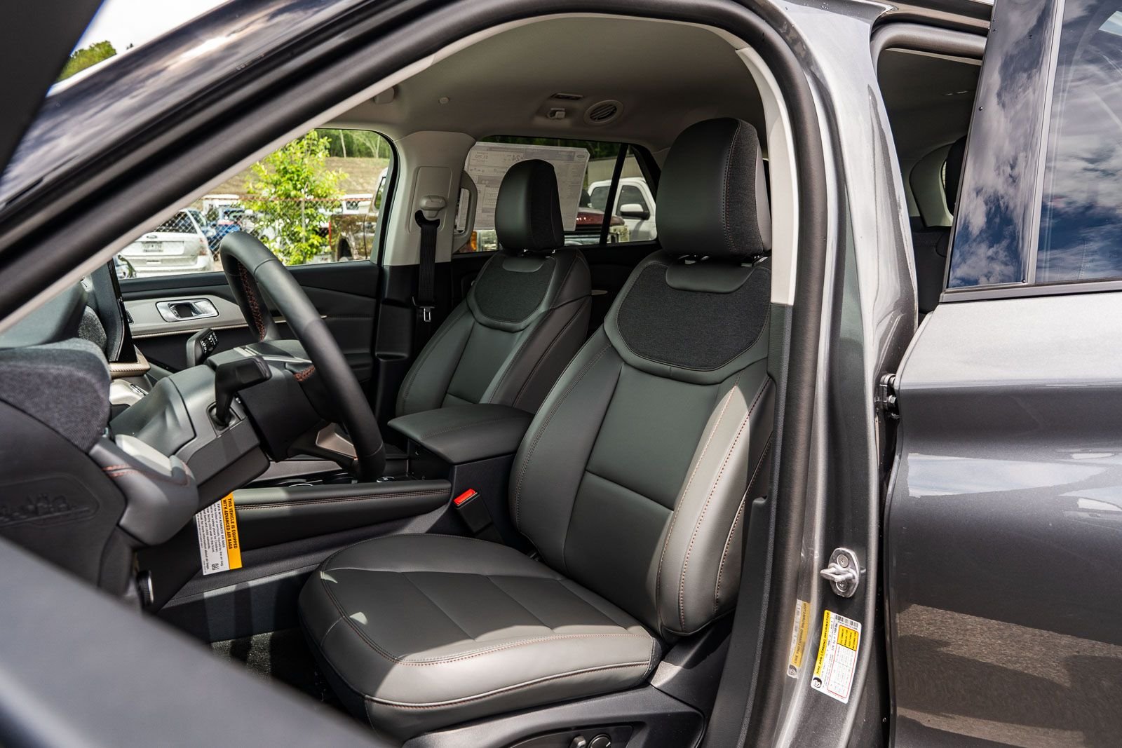 New 2026 Carbonized Gray Metallic Ford Active image 16