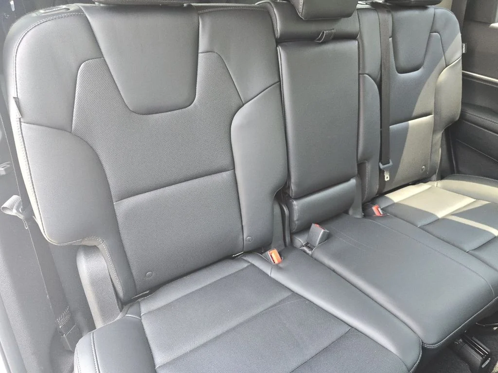 Used 2024 White Kia LX image 20
