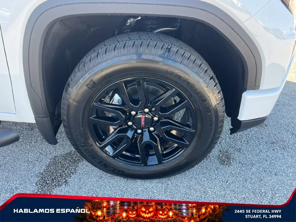 New 2026 Summit White GMC SLT image 21