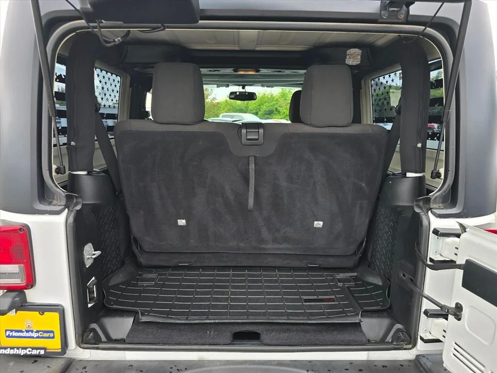 Used 2014 White Jeep Sport image 26