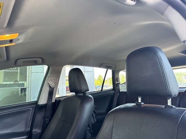 Used 2016 Gray Toyota LE image 8