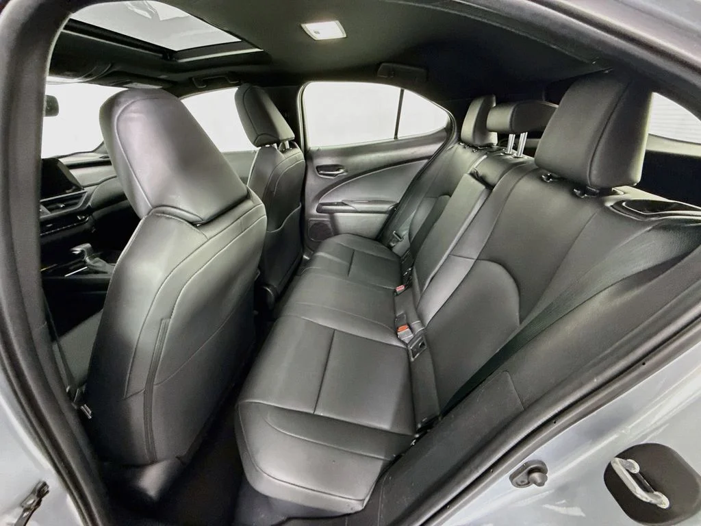 Used 2023 Iridium Lexus 250h Premium image 25