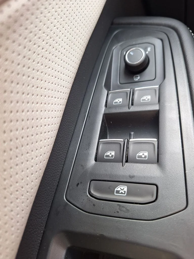 New 2026 Black Volkswagen 2.0T SEL Premium R-Line image 20