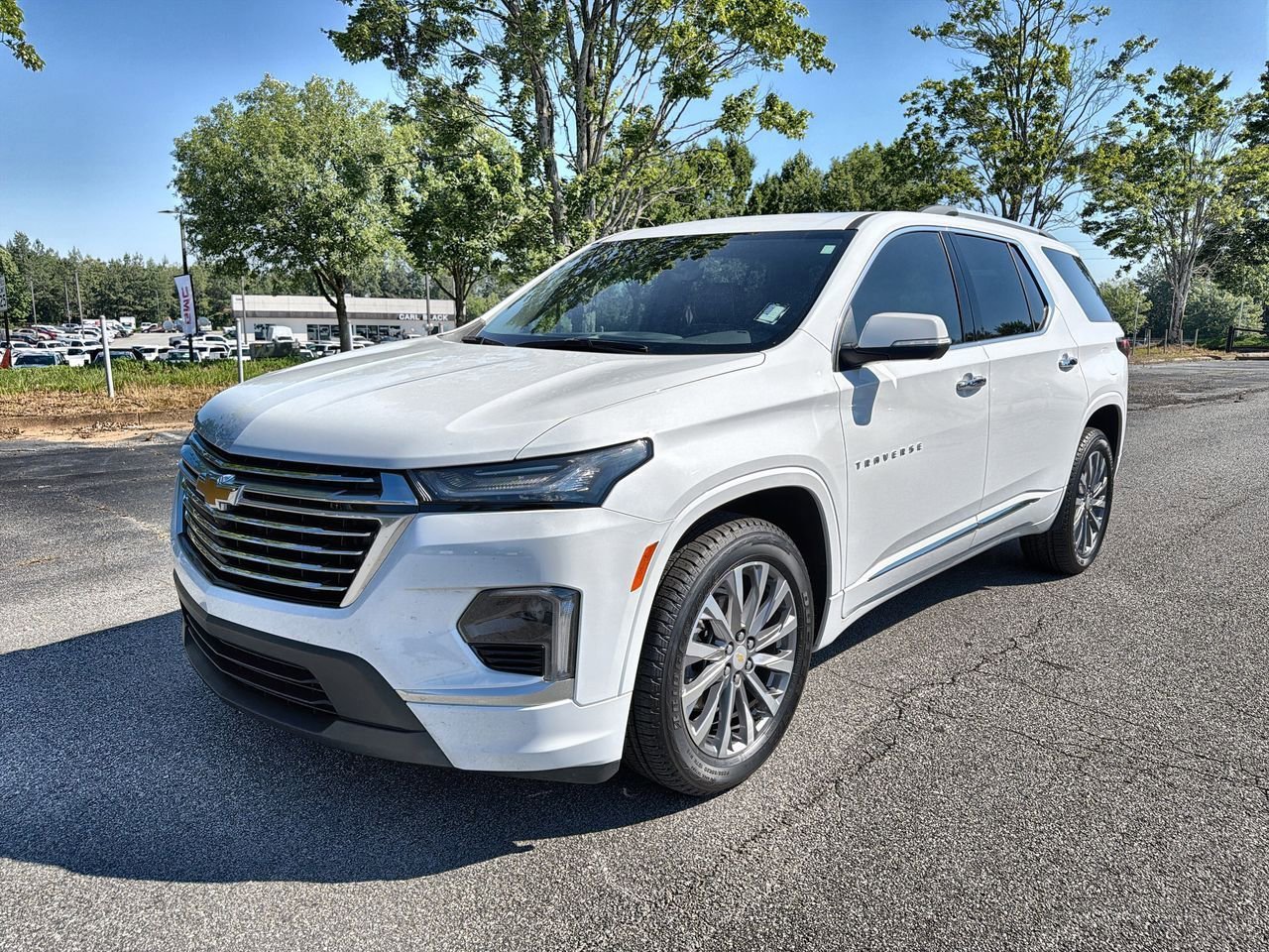 Used 2023 Summit White Chevrolet Premier image 4