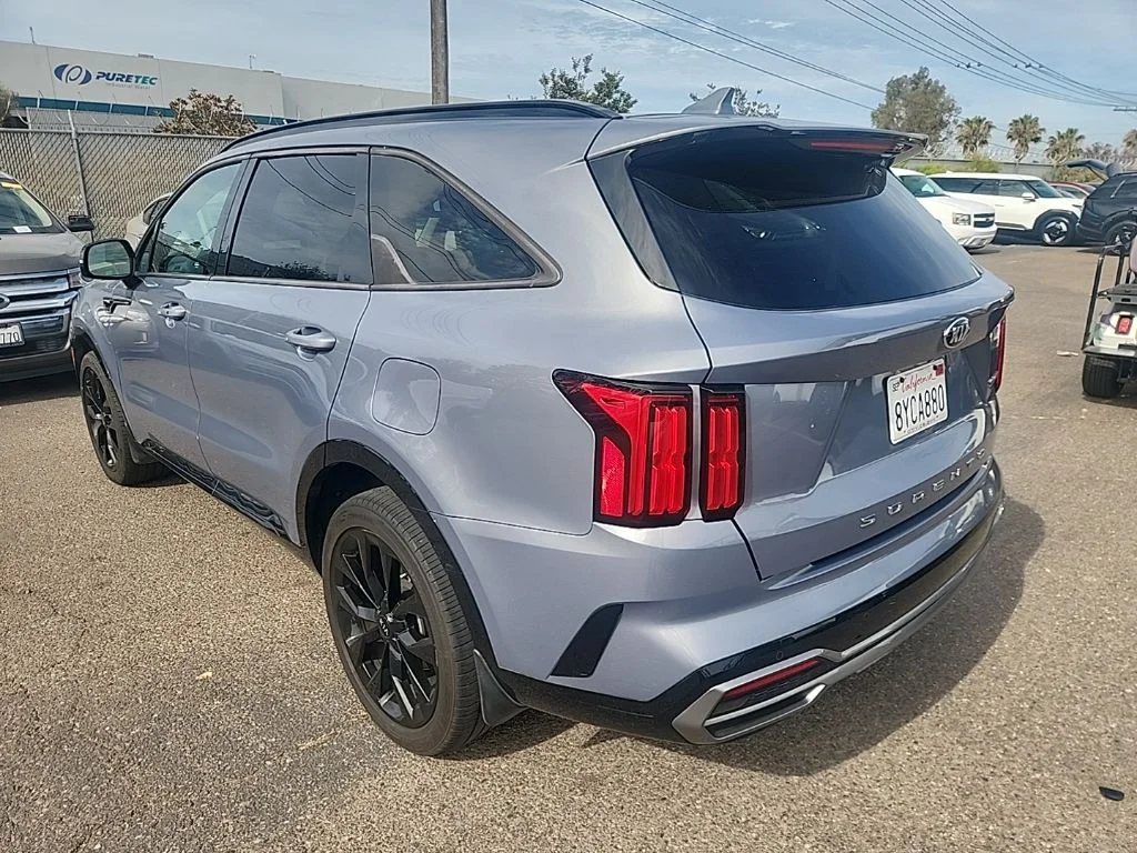 Used 2021 Silver Kia SX image 11