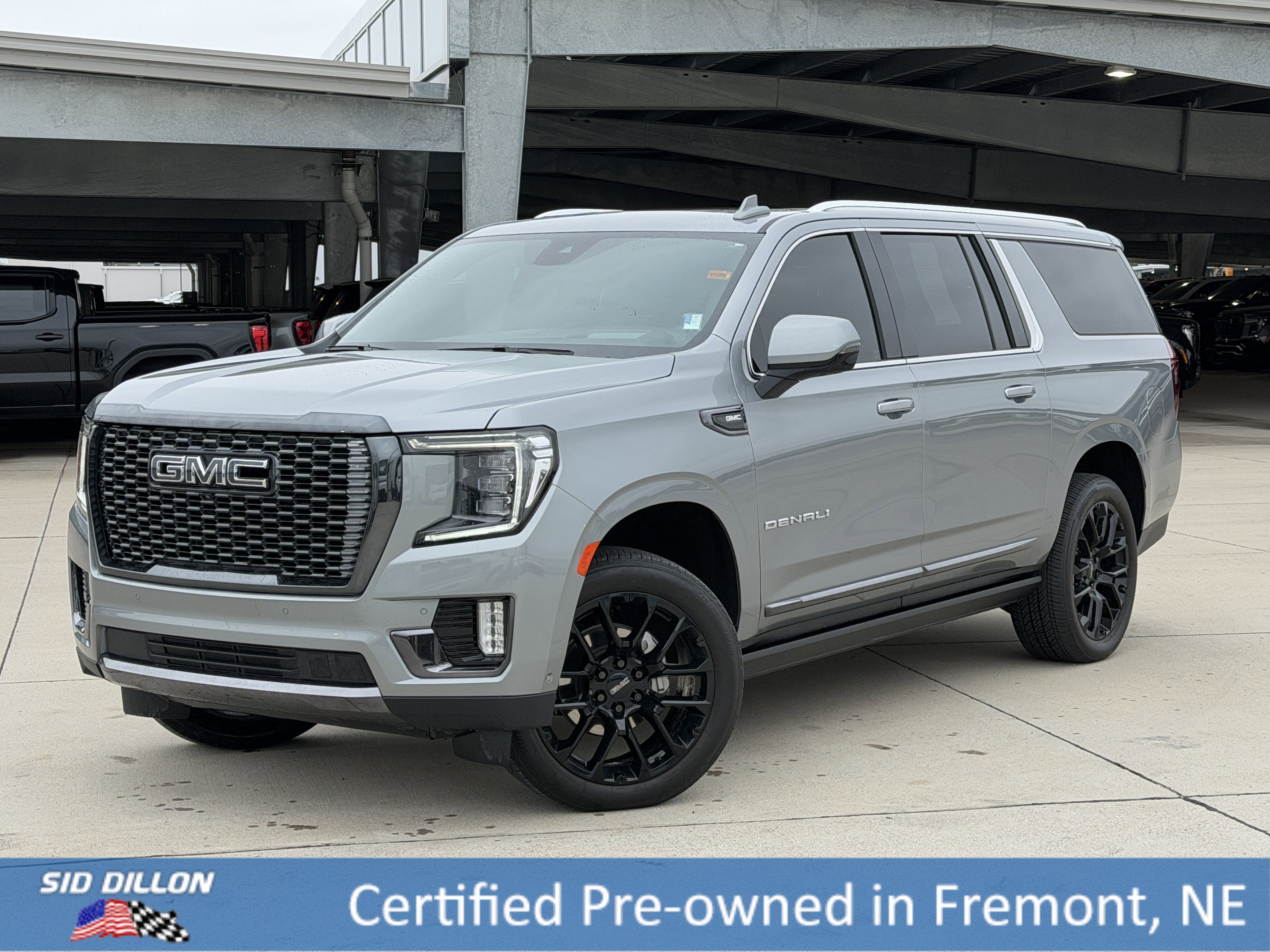 2024 GMC Yukon Denali Ultimate AWD's photo