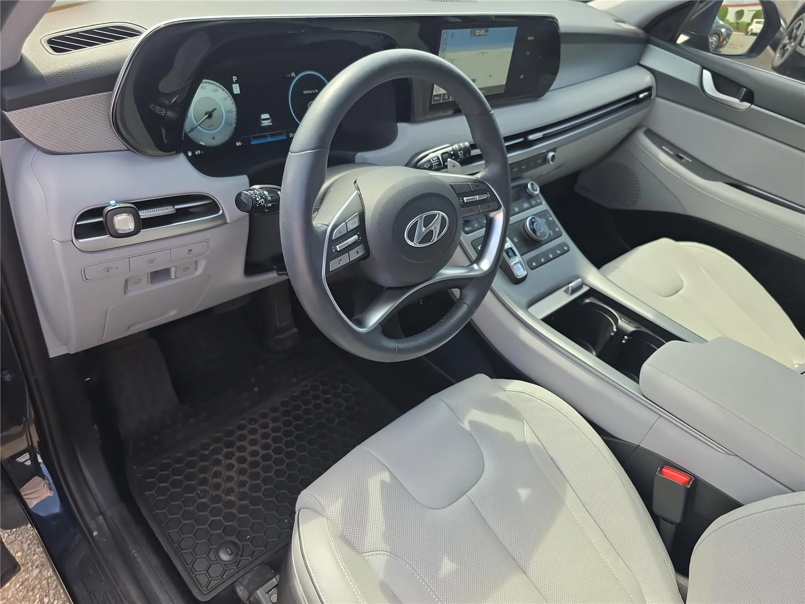 Used 2023 Moonlight Cloud Hyundai SEL image 27