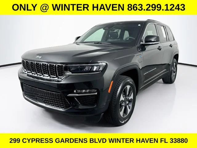 Used 2024  Jeep 4xe image 3