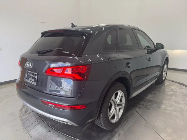 Used 2018 Manhattan Gray Metallic Audi 2.0T Premium image 33