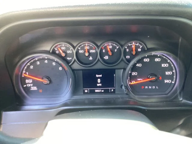 Used 2021 Shadow Gray Metallic Chevrolet Custom image 7