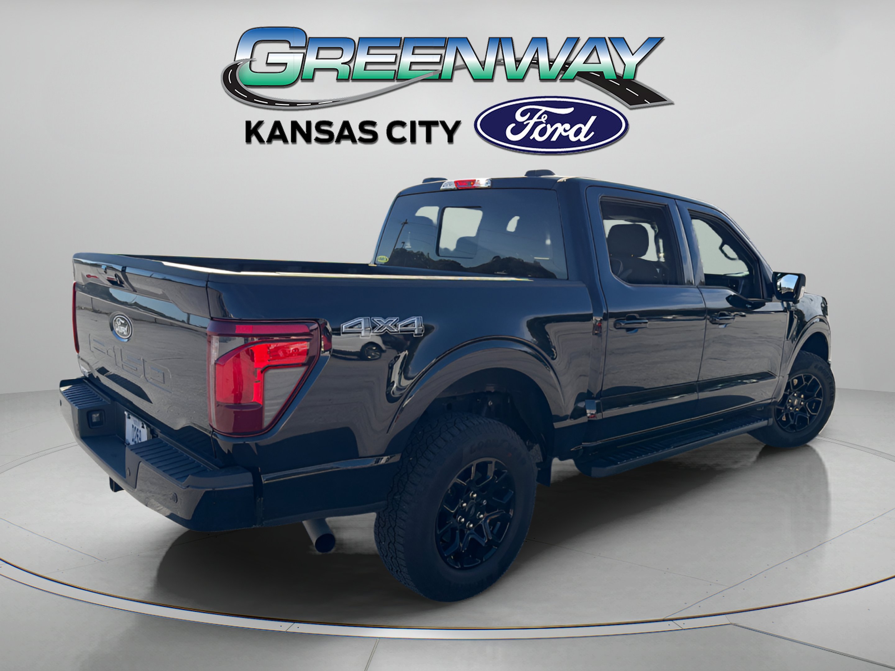 New 2026 Agate Black Metallic Ford XLT image 8