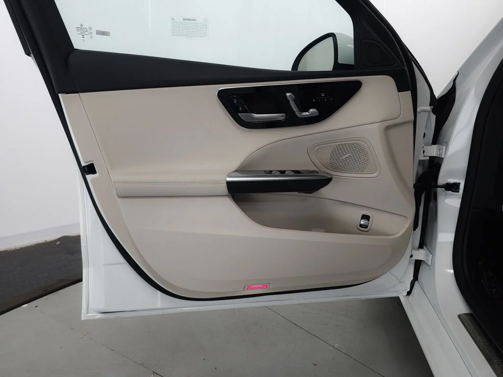 Used 2026 Polar White Mercedes-Benz C 300 image 5