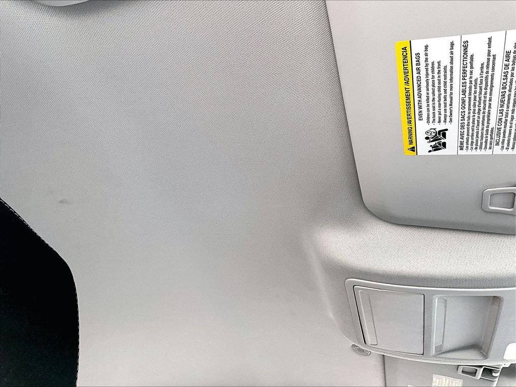 Used 2023 White Metallic Ford Active image 22