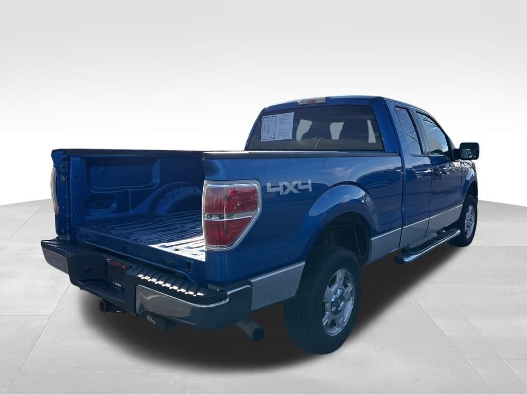 2011 Ford F-150 XLT photo 4