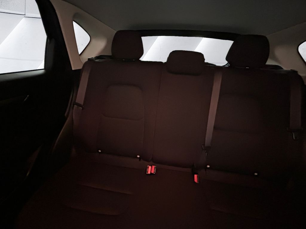 Used 2021 Red Mazda Sport image 18
