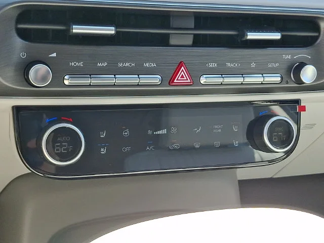 New 2027 Gray Hyundai SEL Premium image 15