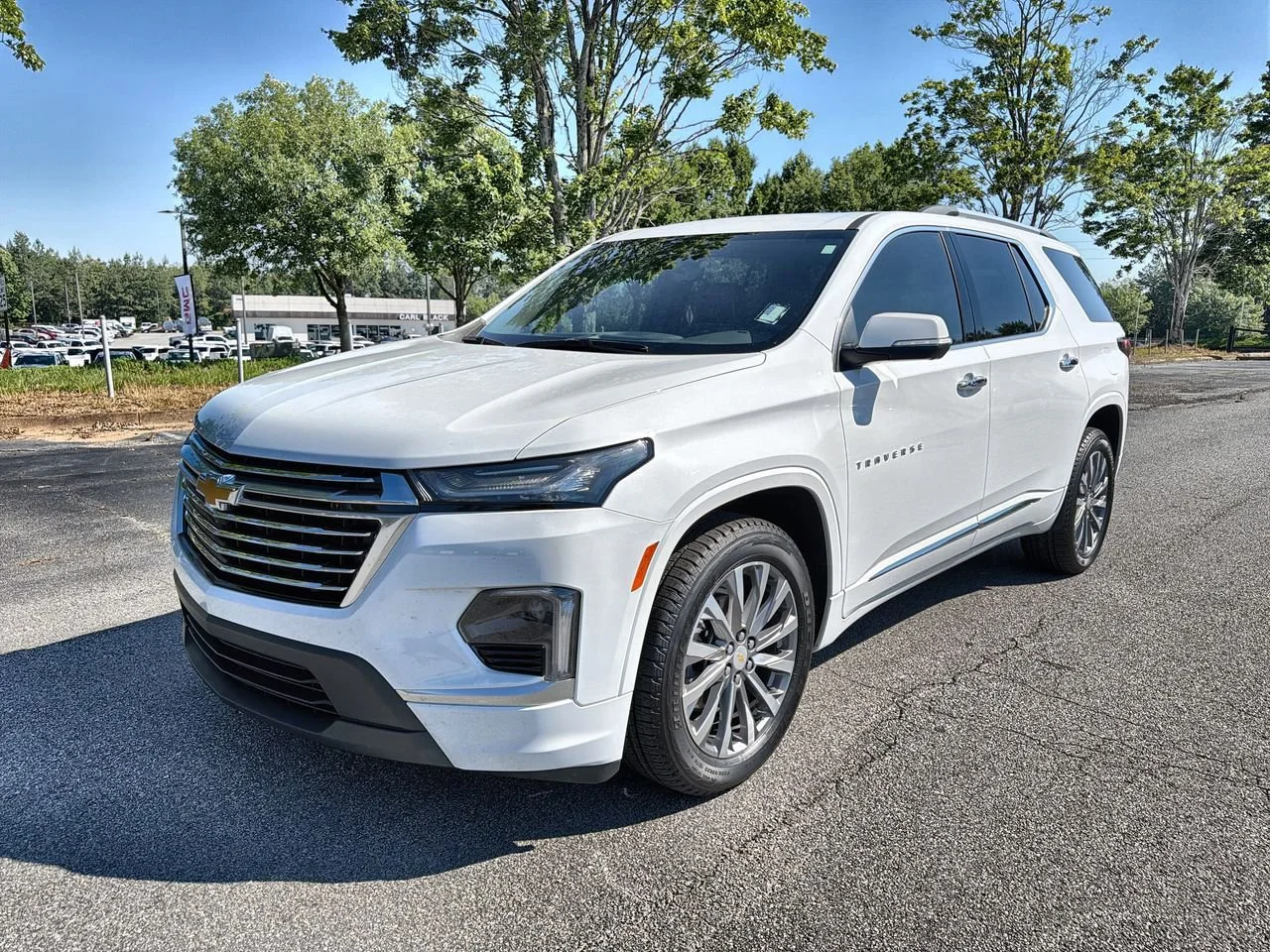 Used 2023 Summit White Chevrolet Premier image 4