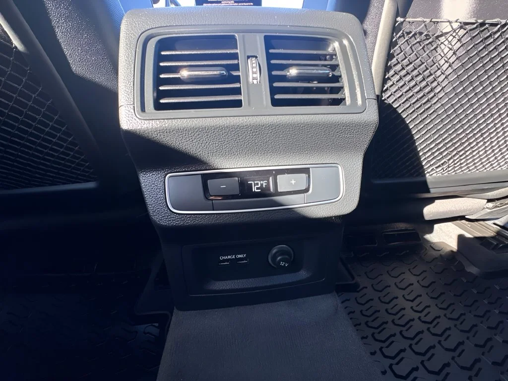 Used 2022 Green Audi 55 Premium Plus image 12