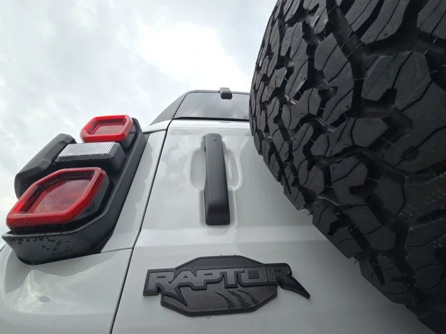Used 2023 White Ford Raptor image 10