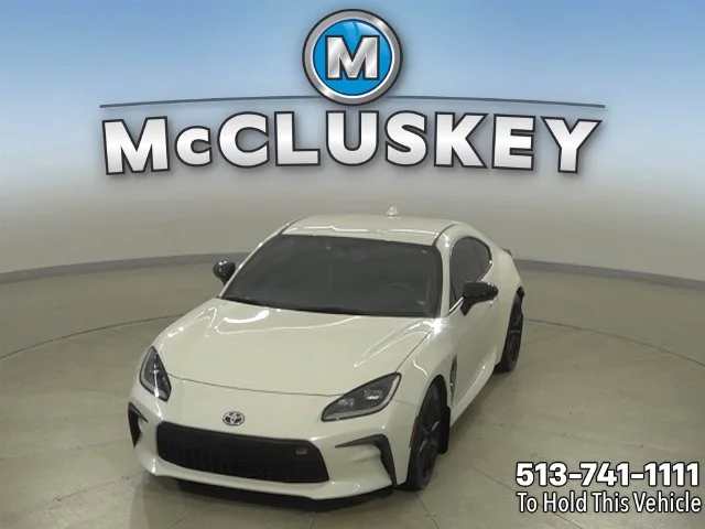 Used 2023  Toyota Premium image 5
