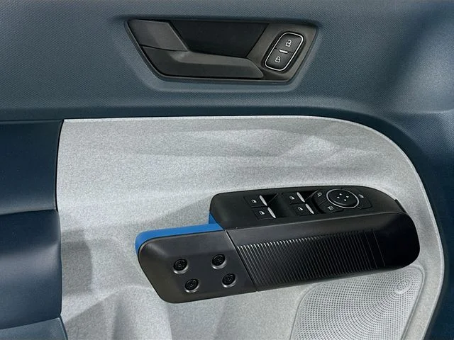 New 2026 White Ford XLT image 10