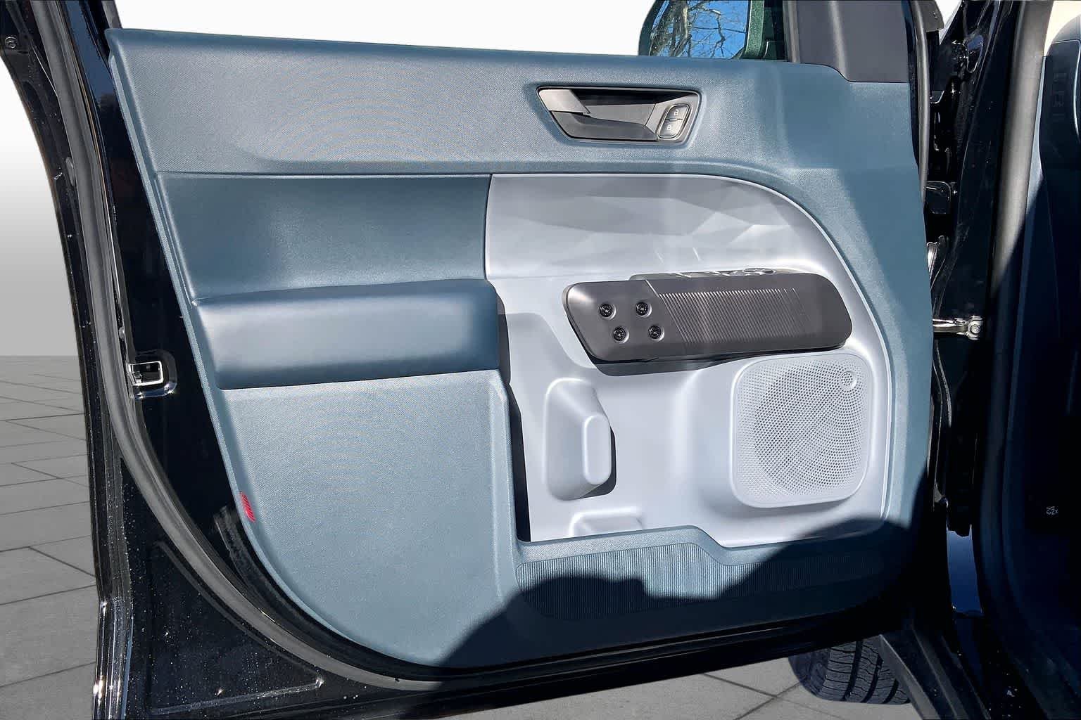 New 2026 Shadow Black Ford XLT image 11