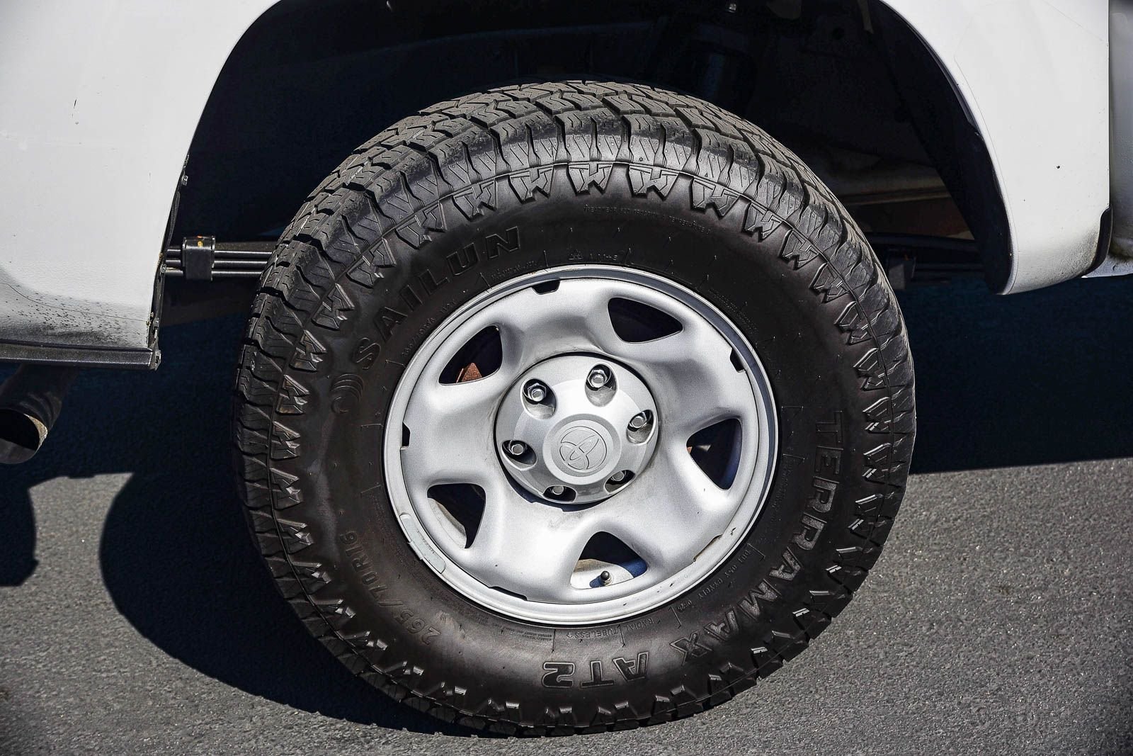 2023 Toyota Tacoma SR - Photo 9