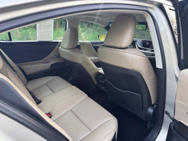 Used 2020 Beige Metallic Lexus 350 image 16
