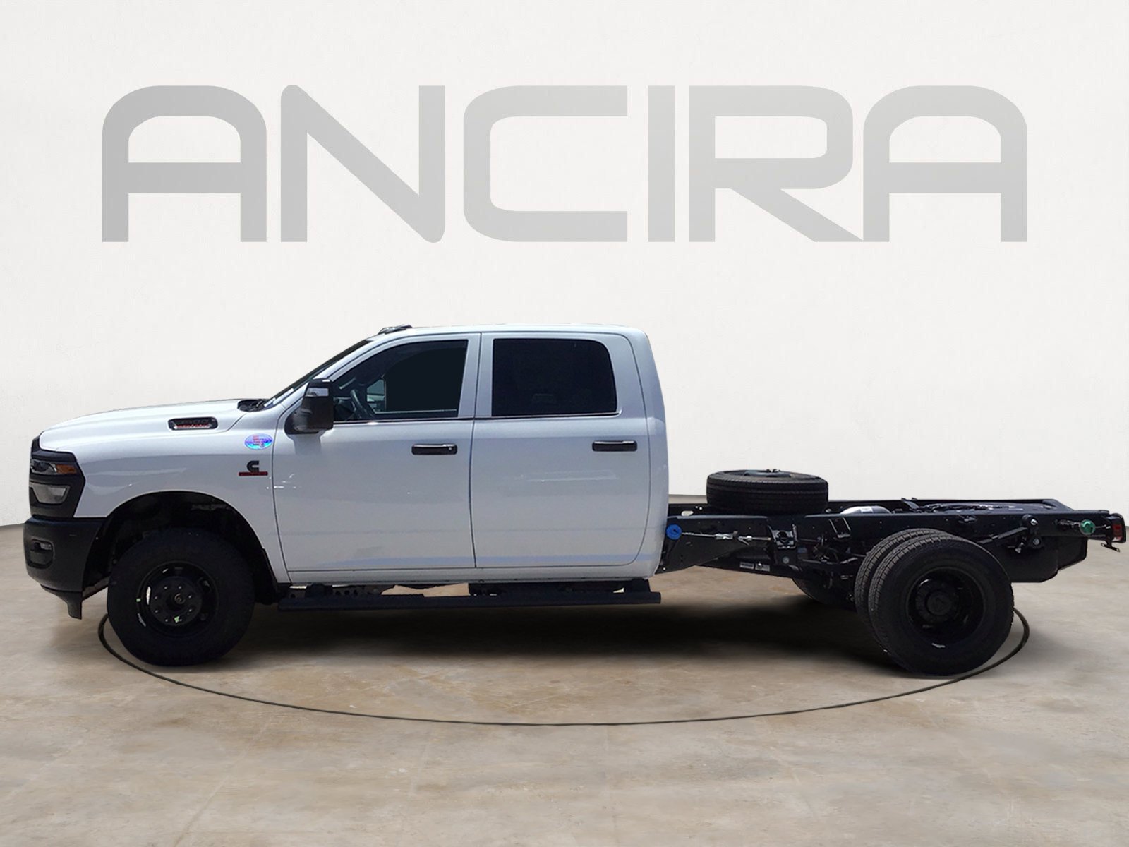 New 2026 Bright White Clearcoat RAM Tradesman image 7