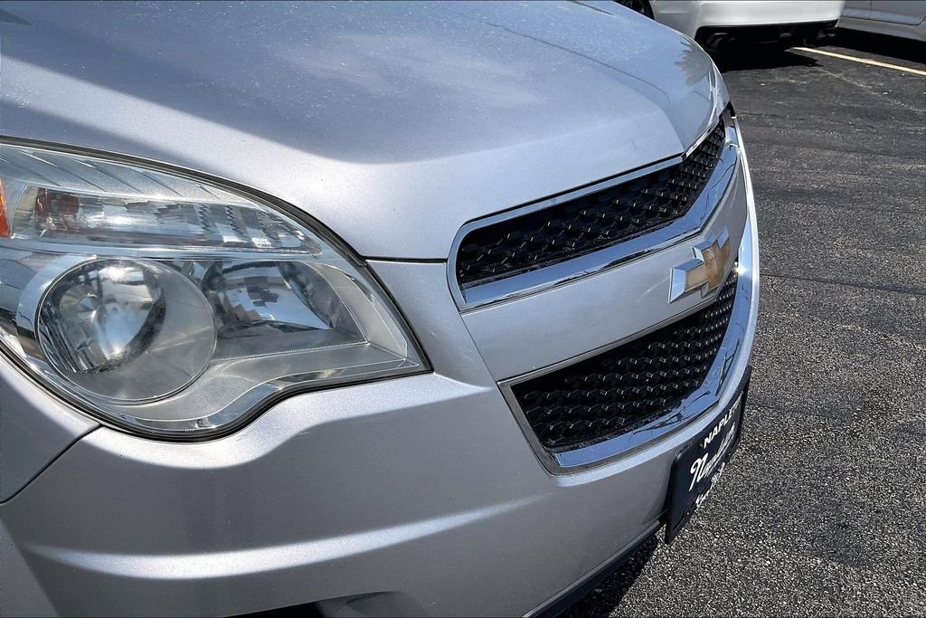 Used 2014 Silver Chevrolet LS image 34