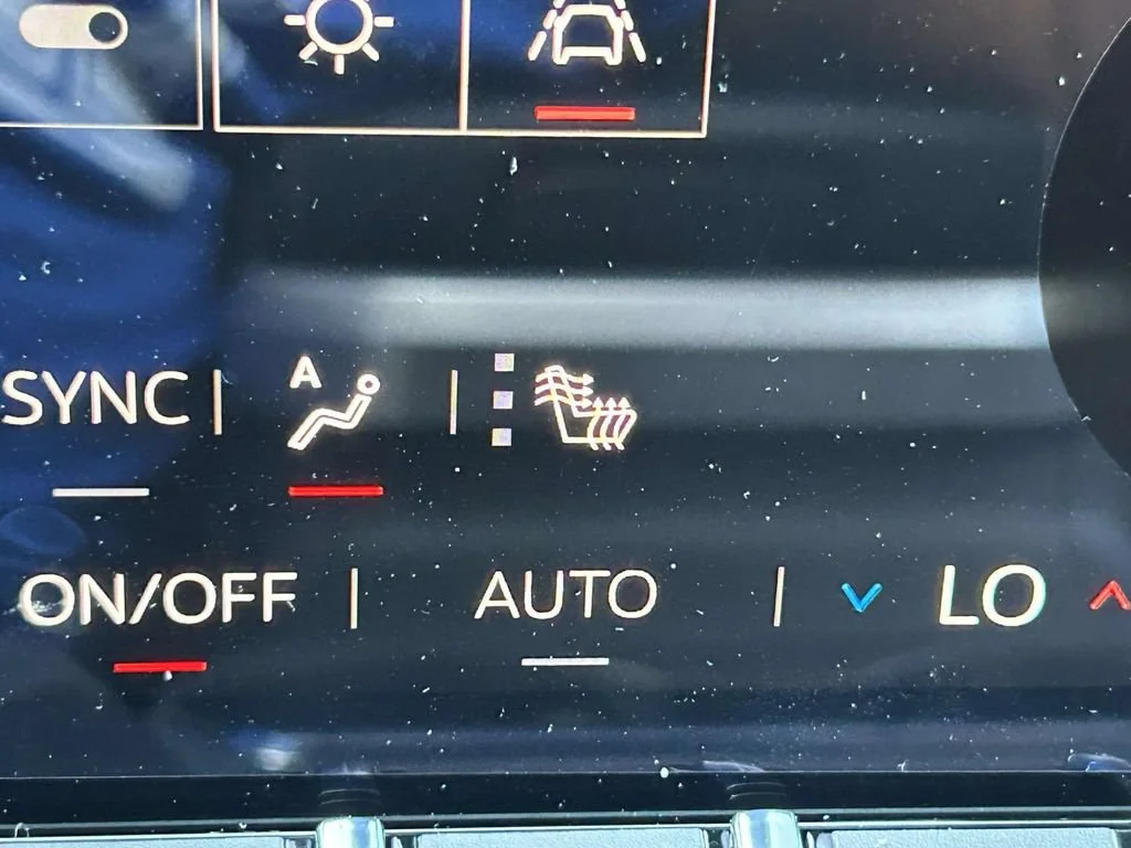 New 2027 Summit White GMC Elevation image 20