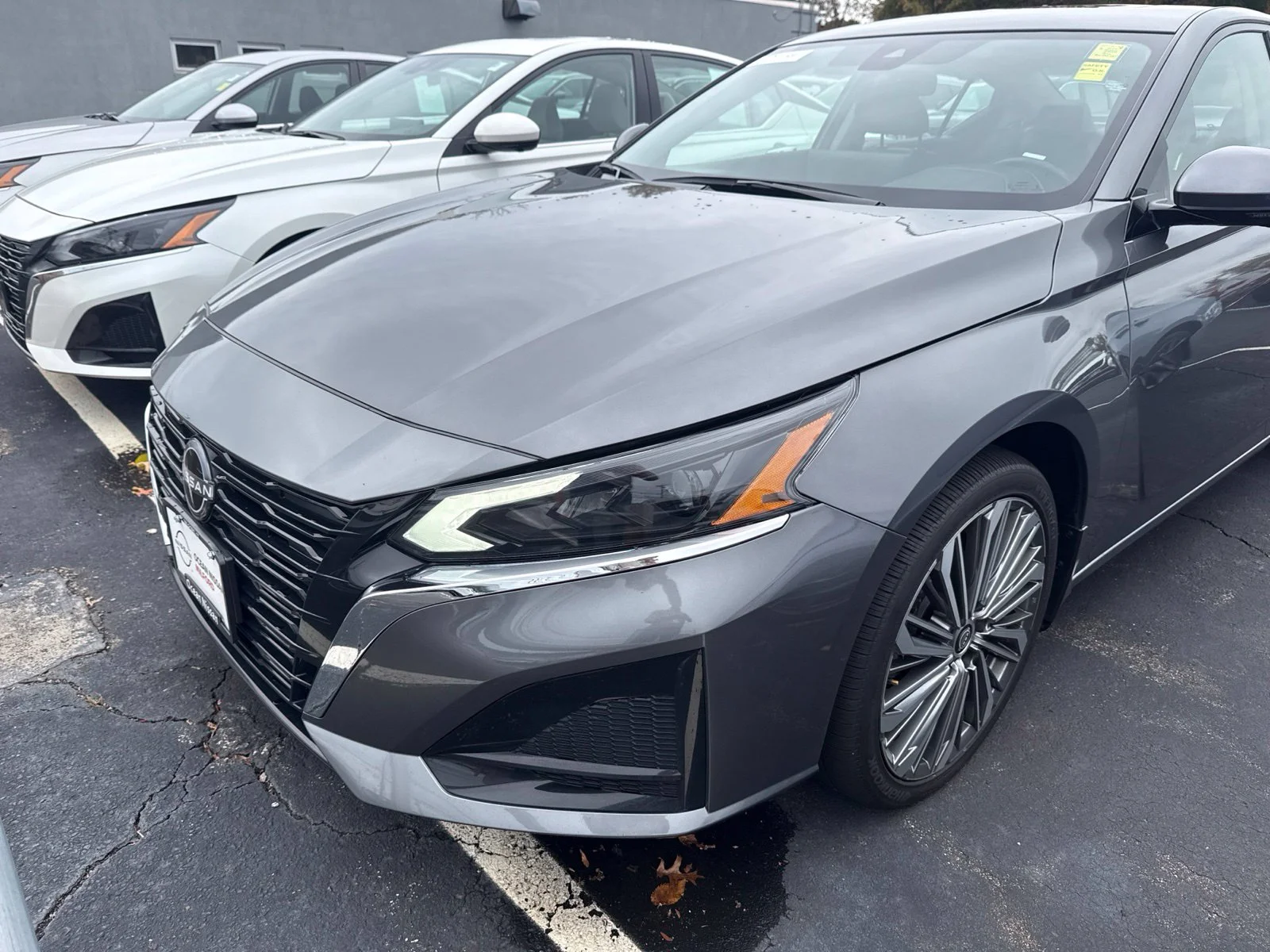 Certified Used 2024 Gun Metallic Nissan 2.5 SL image 5